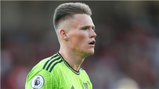  Chuyển nhượng 21/8: MU bán McTominay. Barcelona chia tay Memphis Depay, Umtiti 