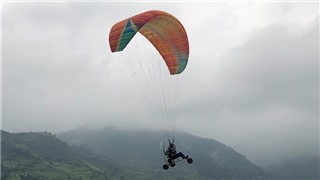  100 phi công trong nước và quốc tế tham gia Festival dù lượn Khau Phạ 