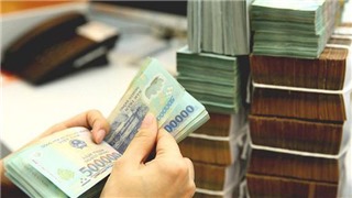  Lãi suất liên ngân hàng giảm mạnh 