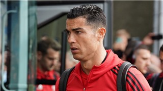  Chuyển nhượng MU 30/7: Ronaldo xác nhận trở lại đội hình MU. Sir Alex Ferguson tái xuất 