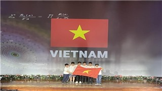  Chủ tịch nước gửi Thư khen các học sinh giành huy chương tại kỳ thi Olympic quốc tế 2022 