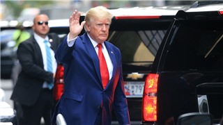  Cựu Tổng thống Mỹ Donald Trump tuyên bố hợp tác với cơ quan điều tra 