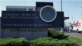  Cảnh sát Mỹ tiêu diệt đối tượng tìm cách xông vào văn phòng của FBI tại bang Ohio 