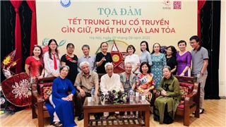  Giữ mãi Tết Trung thu đoàn viên cho trẻ thơ 
