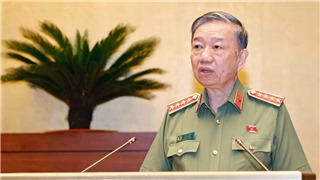  Bộ trưởng Tô Lâm làm rõ hơn về hộ chiếu mẫu mới 