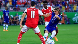  Arsenal 4-0 Chelsea: Jesus tiếp tục bùng nổ, Koulibaly ra mắt không như ý 