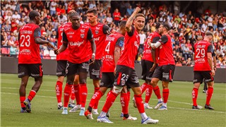  Guingamp 4-0 Pau: Quang Hải ra mắt không tồi, Pau vẫn thua đậm 