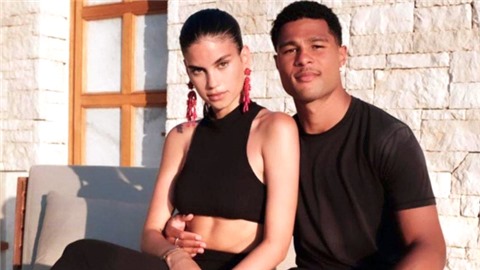 Serge Gnabry bị điều tra vì bạo hành bạn gái